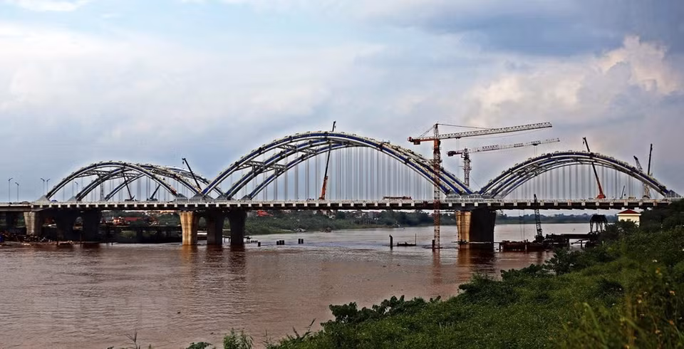 Dong Tru bridge in Long Bien district (Photo: VNA)