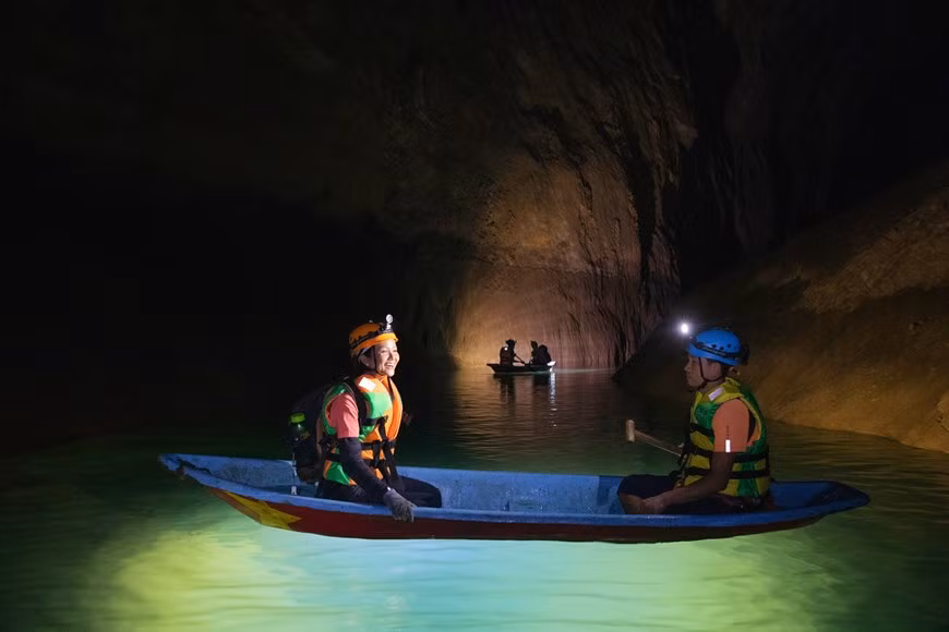 ‘It was a very special experience and I’m happy to have conquered the largest cave in the world. I would like to send a message to everyone out there: If you love nature and like to explore, try to visit Son Doong Cave to feel the majestic beauty nature has bestowed upon our country. The visit will help you become even prouder of Vietnam, understand the richness of its geology and landscapes, and make you more aware about environmental protection’ H’Hen Nie shares. The former beauty queen has Ede ethnic minority blood running through her veins. She was born in the sunshine, high mountains, and thick jungle of the Central Highlands and loves to discover and challenge herself with new obstacles. She’s such an interesting young woman with a beautiful soul. (Photo: Hai An/Vietnamplus)