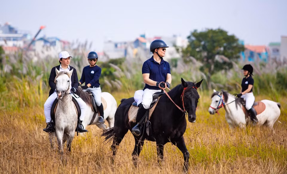 After taking a course, many club members then buy a horse. (Photo: VNP/VNA)