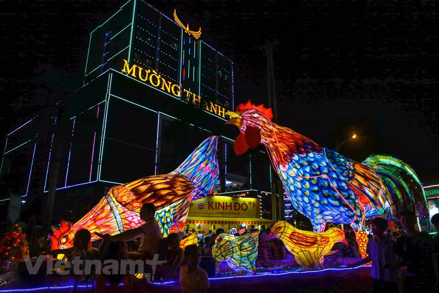 The festival also includes art performances by artisans and artists from many localities (Photo: The Dai / Vietnam +)