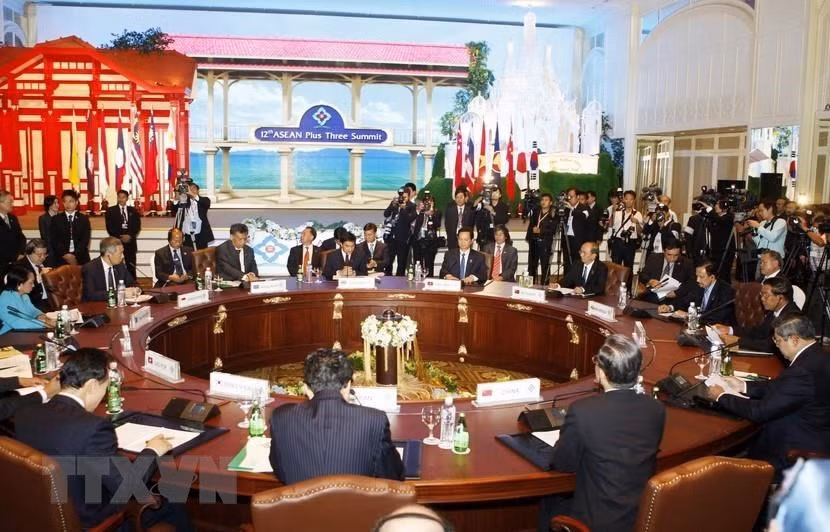 The 12th ASEAN + 3 Summit (China, Japan and the Republic of Korea, takes place as part of the 15th ASEAN Summit and related meetings in Hua Hin (Thailand), October 24, 2009 (Photo: VNA)