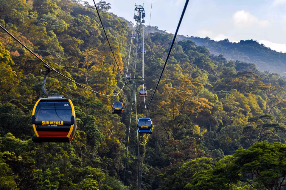 A world-class cable-car link takes visitors right to the top of Ba Na Hills. (Photo: VNA)