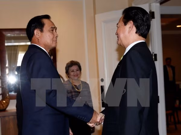 Prime Minister Nguyen Tan Dung and Thai Prime Minister Prayuth Chan-ocha. (Photo: VNA)