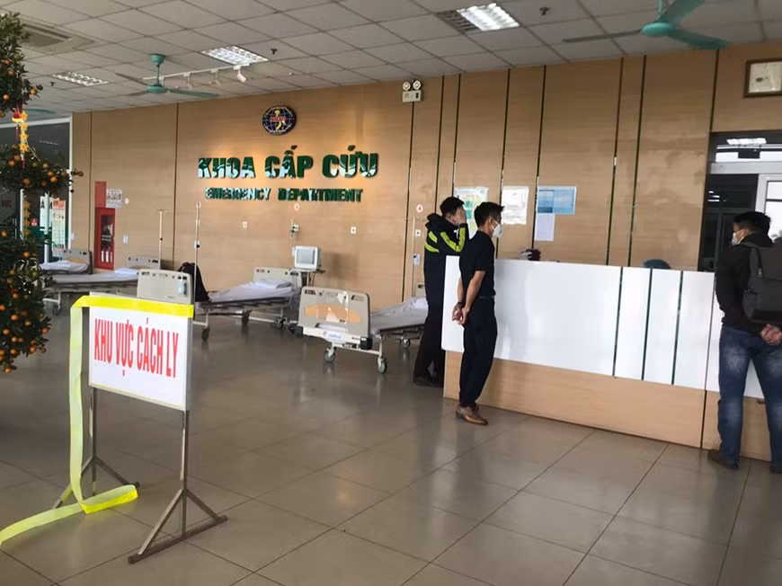 Quarantine zone at the National Hospital for Tropical Diseases (Photo: VNA)