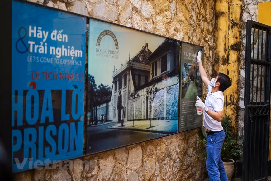 Hoa Lo prison (Maison Centrale) has been closed since 13:00 on March 9 as it had earlier welcomed two British tourists who are tested positive for SARS-CoV-2 (Photo: Minh Son/Vietnam+)