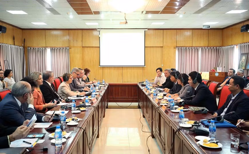 Brazil is Vietnam’s largest trading partner in Latin American region. In photo: enterprises of the two countries at a business workshop, Hanoi, May 17, 2019 (Photo: VNA)