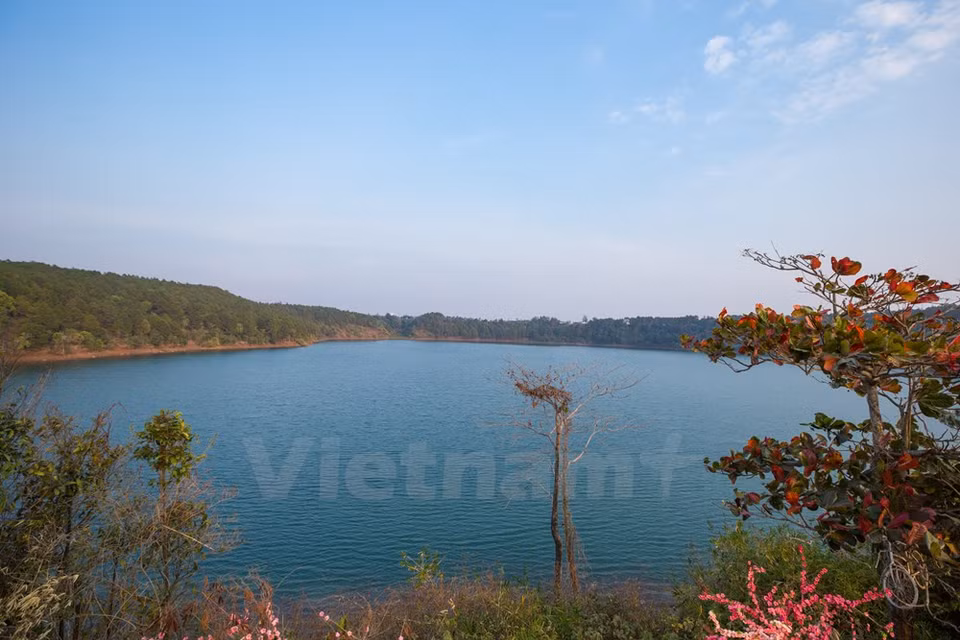 Bien Ho, also called To Nung, was previously a giant volcano mouth in the north of Pleiku city (Photo: VNA)