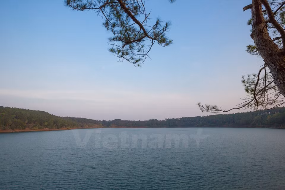 Bien Ho is located at an altitude of more than 8,000 metres. It is nearly 10km away from Pleiku city (Photo: VNA)