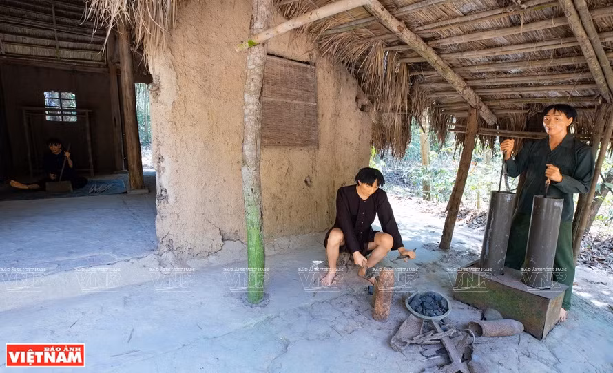 A site replicates a small village in the liberated Cu Chi zone. (Photo: VNP/VNA)