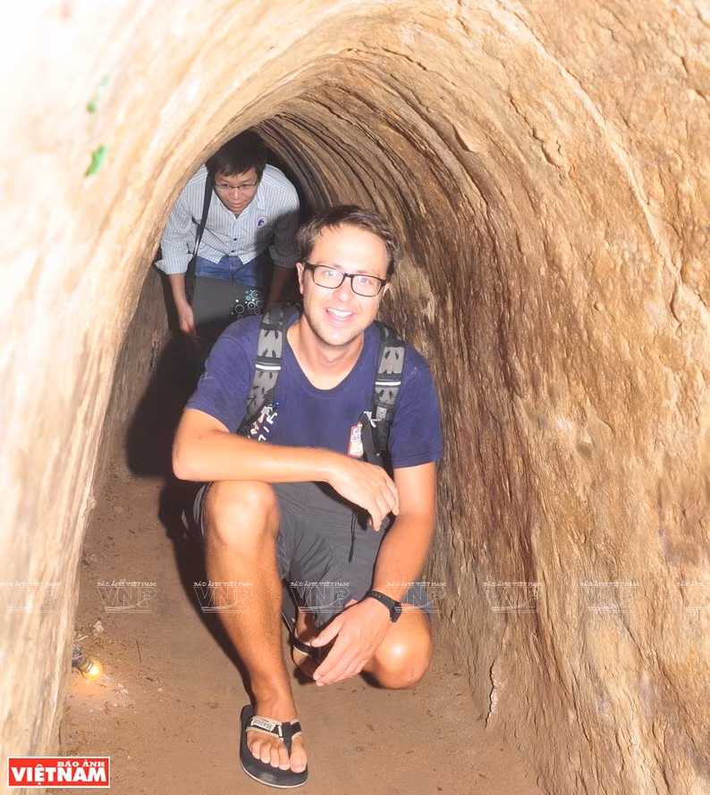  Foreign visitors explore Cu Chi Tunnels (Photo courtesy of Cu Chi Tunnels)