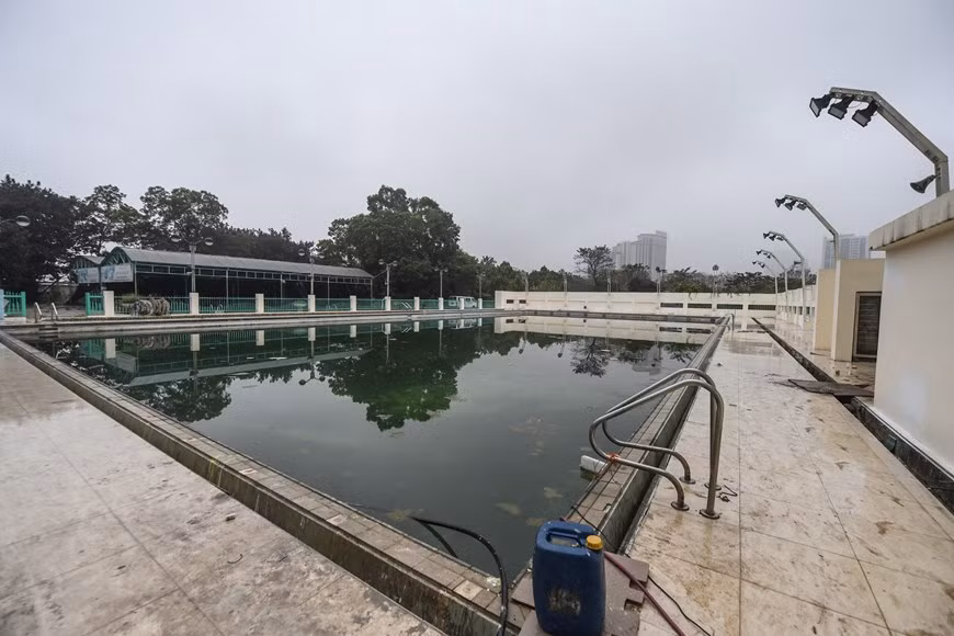 Image of outdoor swimming pool at the Water Sports Palace in Hanoi. My Dinh National Stadium is a multi-use stadium in Nam Tu Liem district, Ha Noi. It has a capacity of more than 40,000 and is the centrepiece of Viet Nam’s National Sports Complex. The My Dinh National Stadium of Vietnam has been ranked among the top five stadiums throughout Southeast Asia in an article recently posted on the homepage of the Asian Football Confederation (AFC), according to the Viet Nam Football Federation. The stadium is a multi-purpose venue with a capacity of 40,192 seats. It is located in the National Sports Complex, approximately 10 kilometres west of the centre of Hanoi. (Photo: Vietnamplus)