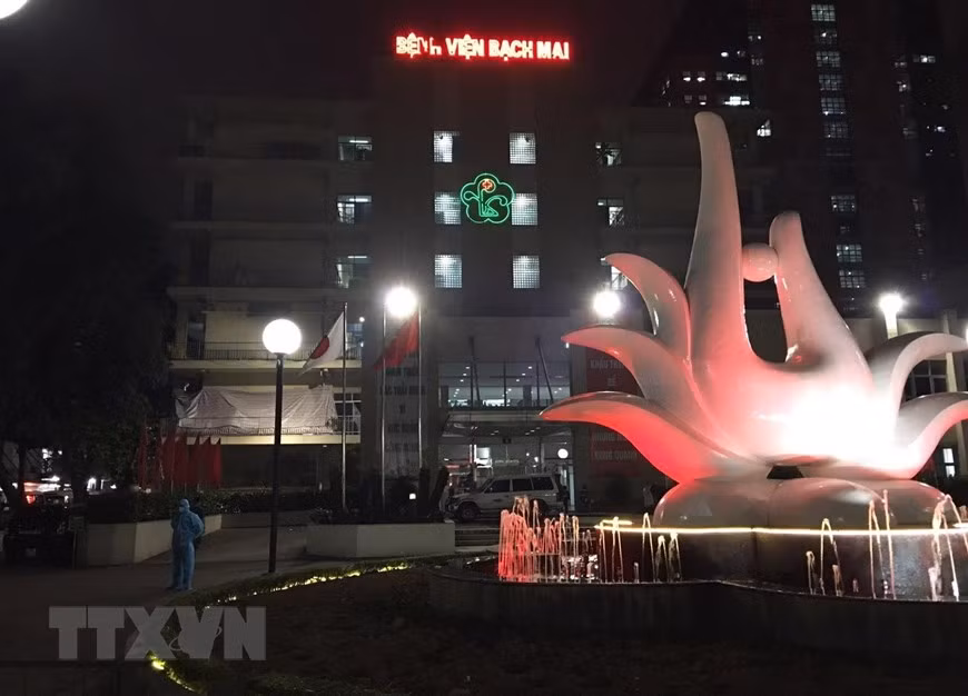 Bac Mai hospital has become one of two Covid-19 epicentres in Vietnam (Photo: VNA) 
