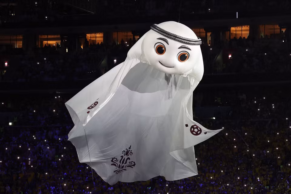 The mascot of the 2022 World Cup, La’eeb, appears at the opening ceremony at Al-Bayt Stadium in Al Khor, Qatar on November 20. (Photo: AFP/VNA)