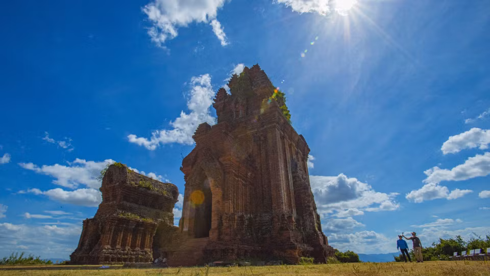 Once the political and cultural hub of the ancient Champa Kingdom, Binh Dinh is now home to an array of Champa-era ruins. (Photo: VNA)
