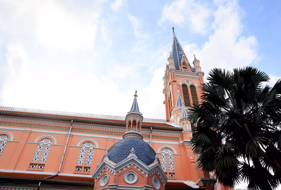 Built by the French between 1870 and 1876, the church boasts Roman architecture. (Photo: VNA)