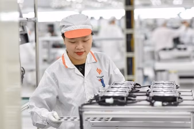 Through the investment in the telephone manufacturing plant, VinSmart is striving to control the entire product value chain (Photo: Reporter)