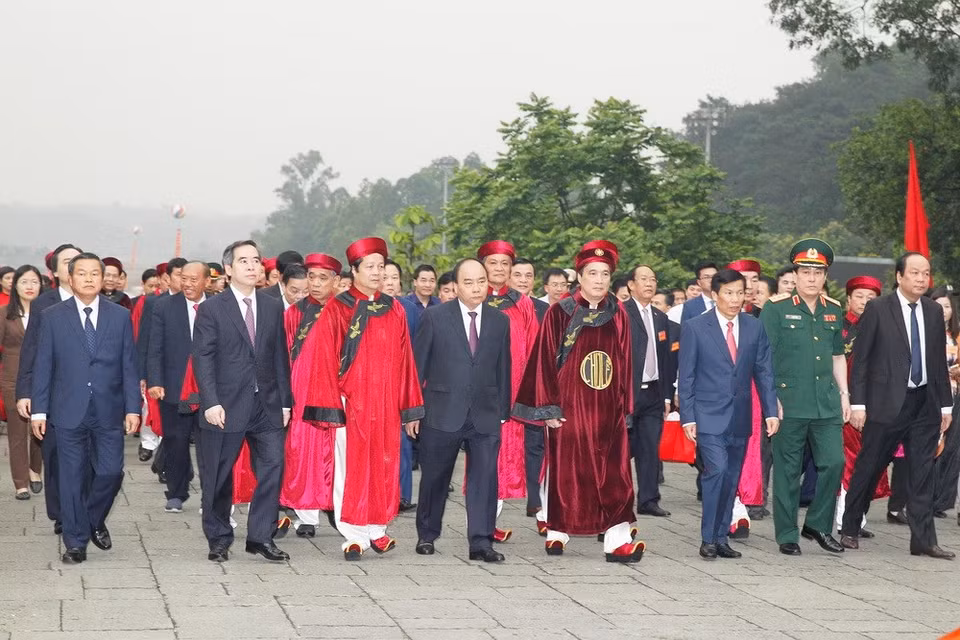  The incense offering ceremony is held on the 10th day of the third lunar month, which falls on April 25 this year (Source: VNA)