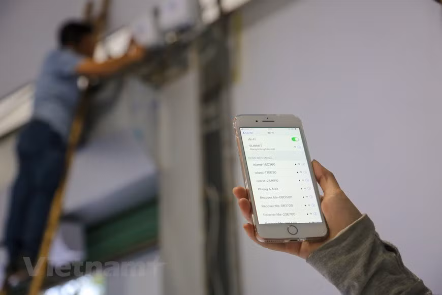 Wifi is free and stable to ensure the best working conditions for journalists (Photo: VNA)