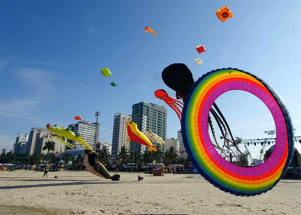More than 50 kites are introduced at the festival (Photo: VNA)