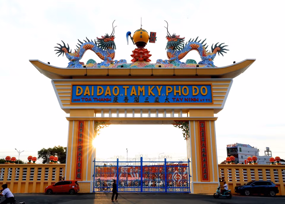 The main entrance to the Tay Ninh Cao Dai Temple. (Photo: VNA)