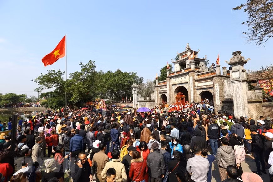 The festival draws a large number of visitors (Photo: VNA)