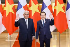 National Assembly President Tran Thanh Man meets with President of Panama José Raúl Mulino Quintero in Hanoi on October 7, 2026. Photo: VNA