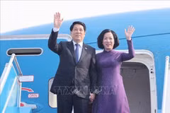 State President Luong Cuong and his spouse depart Hanoi for the High-Level General Debate of the 80th session of the United Nations General Assembly (UNGA 80), and bilateral activities in the US. Photo: VNA