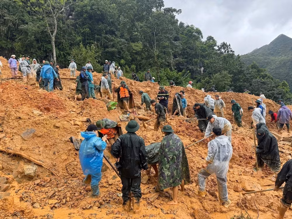 vna-potal-hoan-luu-bao-so-10-nhan-chim-nhieu-phuong-xa-vung-cao-bien-gioi-tuyen-quang-8311449.jpg
