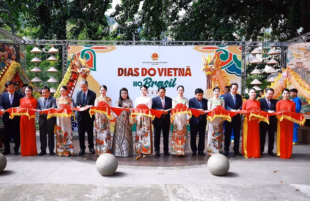 vna-potal-thu-tuong-pham-minh-chinh-du-chuong-trinh-ngay-viet-nam-tai-brazil-7708738.jpg
