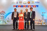 Representatives from the Mekong Delta province of Tra Vinh at the awarding ceremony (Photo: baotravinh.vn)