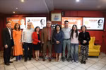 Participants pose for a group photo at the special film screening commemorating the 135th birth anniversary of President Ho Chi Minh on May 19 in Greece. (Photo: VNA)