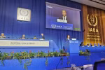 Nguyen Hoang Linh, Director of the Vietnam Agency for Radiation and Nuclear Safety, delivers Vietnam’s national statement at the plenary sitting of the 70th Regular Session of the IAEA General Conference in Austria. (Photo published by VNA)