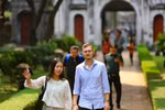 Foreign tourists visit Temple of Literature in Hanoi (Photo: VNA)