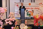 Consul General of Vietnam in San Francisco Hoang Anh Tuan speaks at a meeting with overseas Vietnamese on the occasion of the Lunar New Year. (Photo: VNA)