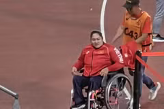 Nguyen Thi Ngoc Thuy have brought home bronze medals in the women's discus throw F54 event and javelin throw F52/F53/F54 combined category at the 5th Asian Para Games in Japan. (Photo: Vietnam’s para sports delegation)