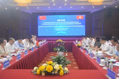 The talks between officials of Lang Son province and the Guangxi Zhuang Autonomous Region on July 17 (Photo: VNA)
