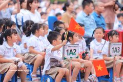 Students attend the opening ceremony for the 2026–2027 academic year at the primary school campus of the Gia Quat Primary and Secondary School in Hanoi on September 5, 2026. (Photo: VNA)