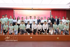 Participants in the Vietnam – China youth dialogue in Sanming city, China's Fujian province, on June 9 (Photo: VNA)