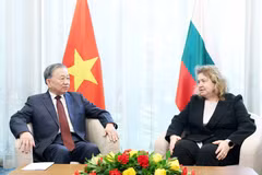 Party General Secretary To Lam and Speaker of the Bulgarian National Assembly Natalia Kiselova at their meeting in Sofia on October 24 (Photo: VNA)