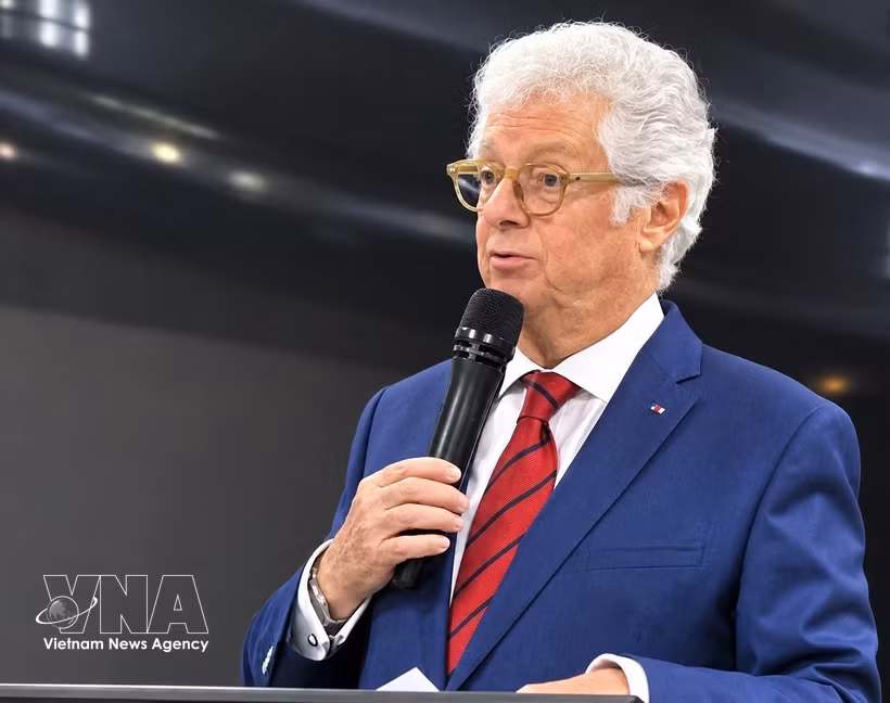 Antoine Pouillieute, who served as French Ambassador to Vietnam from 2001 to 2004 (Photo published by VNA)