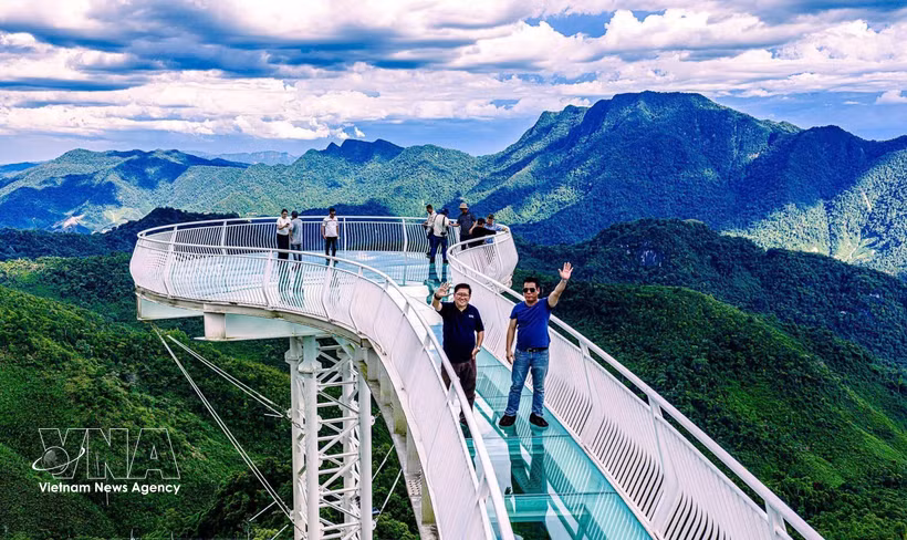 The Cong Troi Dong Giang (Dong Giang Heaven Gate) Ecotourism Site is a tourist magnet in Da Nang city. (Photo: VNA)