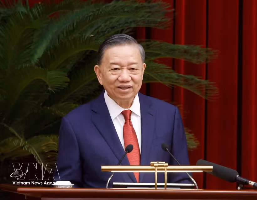 General Secretary of the Party Central Committee and President To Lam delivers the closing remarks at the fourth meeting of the 14th Communist Party of Vietnam Central Committee on October 8, 2026. (Photo: VNA)