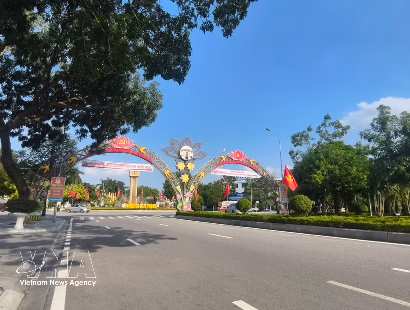 Streets in Gia Binh commune is decorated in celebration of Bac Ninh becoming a centrally run city. (Photo: VNA)