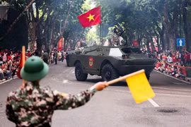 People welcome parade units during final state-level rehearsal 