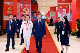 Party and State leaders attend preparatory session of 14th National Party Congress
