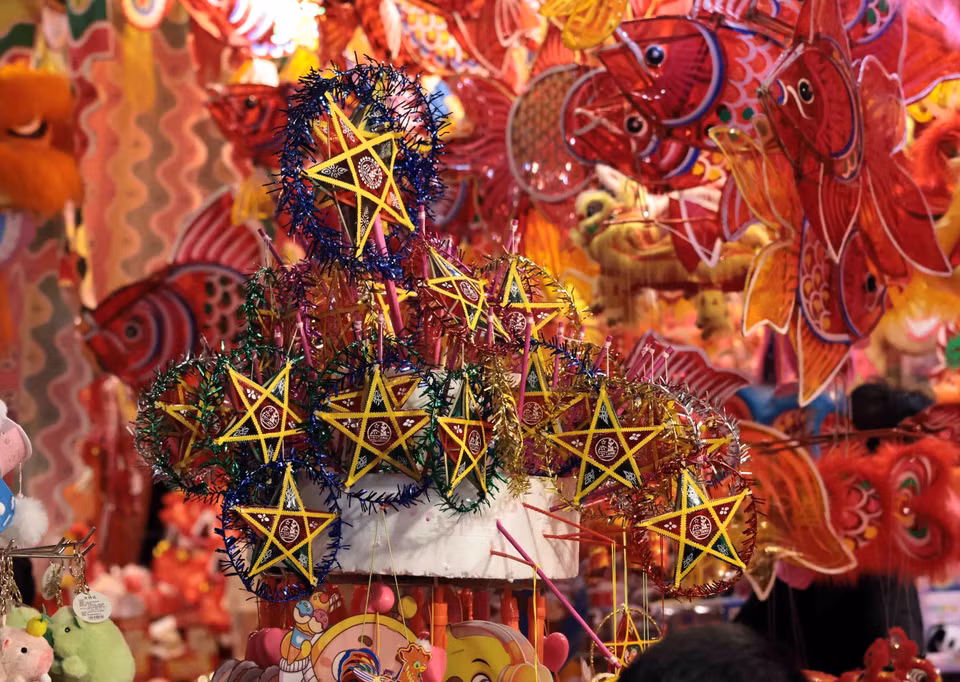 Hang Ma street is adorned with vibrant Mid-Autumn festival toys. (Photo: VNA)