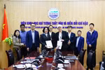 The signing ceremony of the IMH and VITO's MoU in Hanoi on March 31. (Photo: imh.ac.vn)
