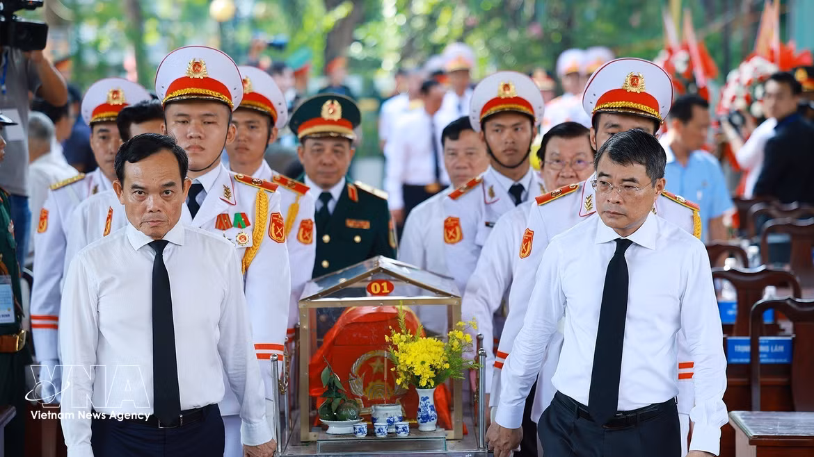 Prime Minister attends ceremony for search and recovery of martyrs’ remains at Le Thi Rieng Park