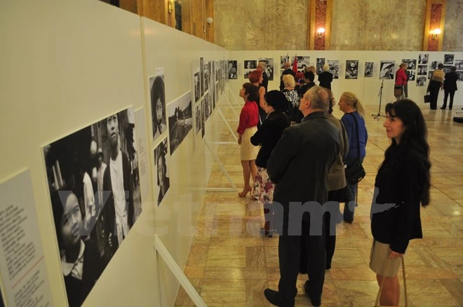 Photo exhibition on Vietnam during wartime held in Slovakia