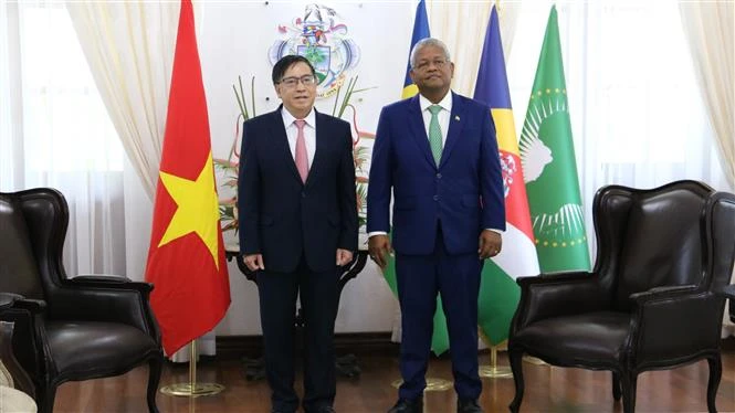 Seychelles eyes stronger cooperation with Vietnam